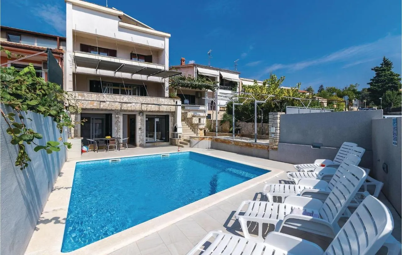 Lovely Home In Pula With Kitchenの連絡先