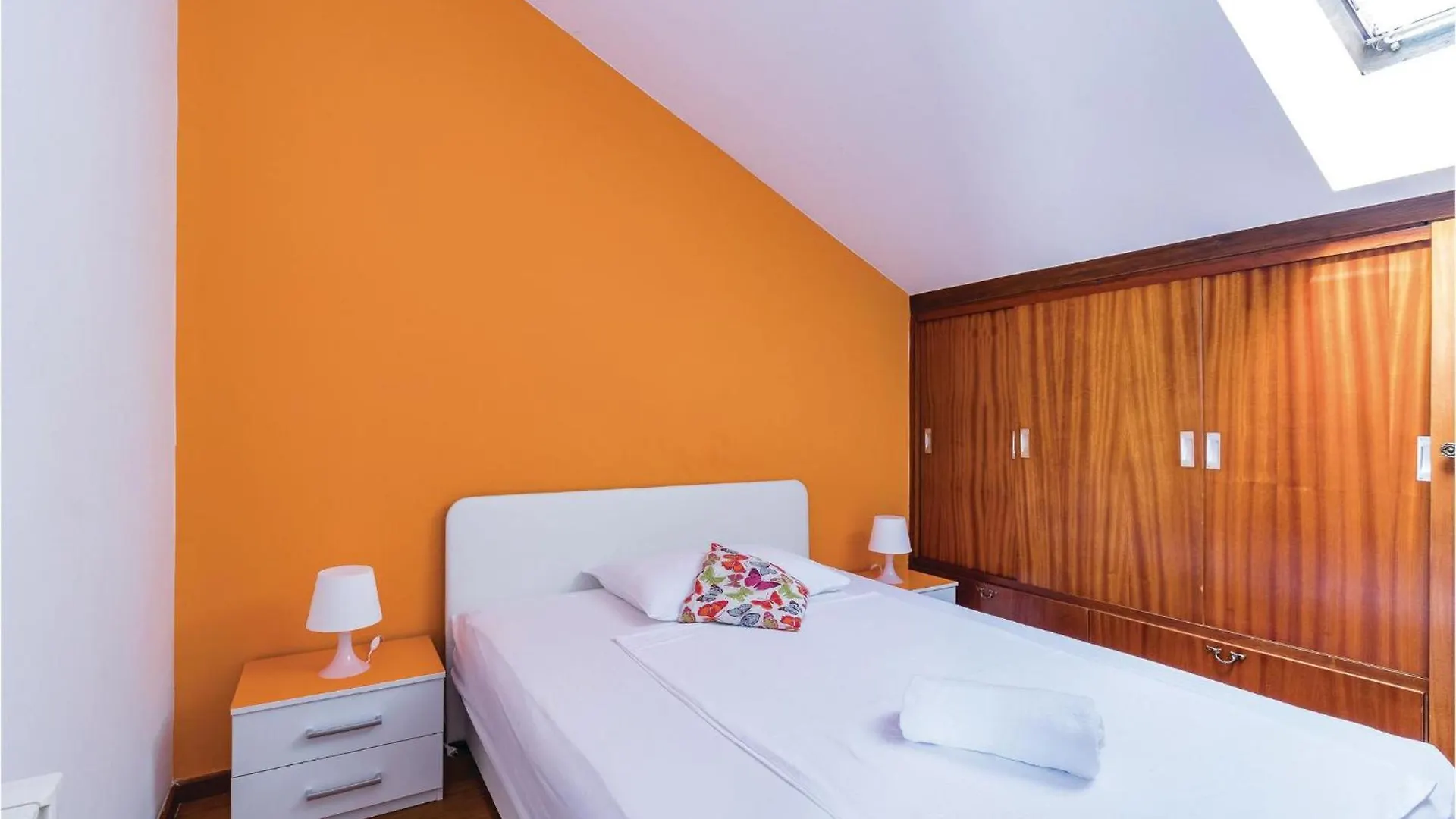 Lovely Home In Pula With Kitchen 0*,