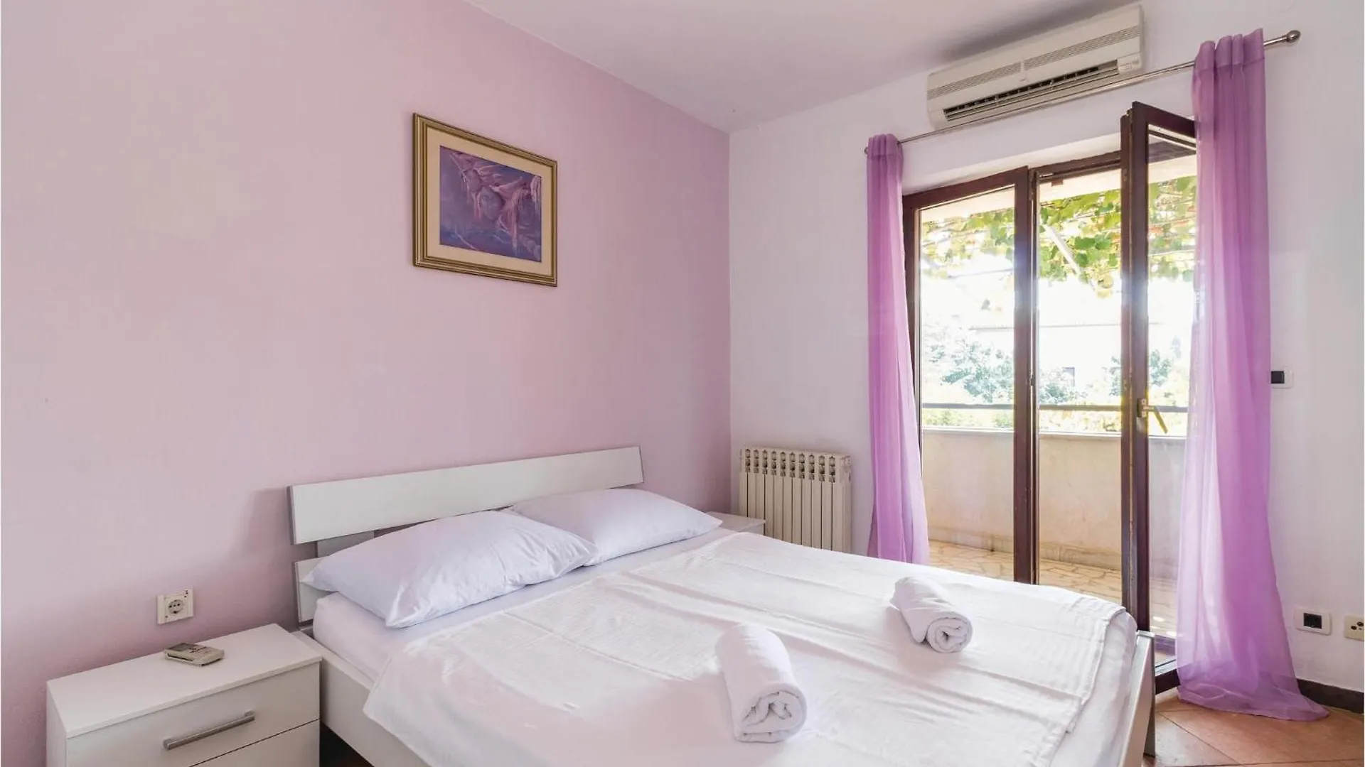 Lovely Home In Pula With Kitchen 0*,  クロアチア