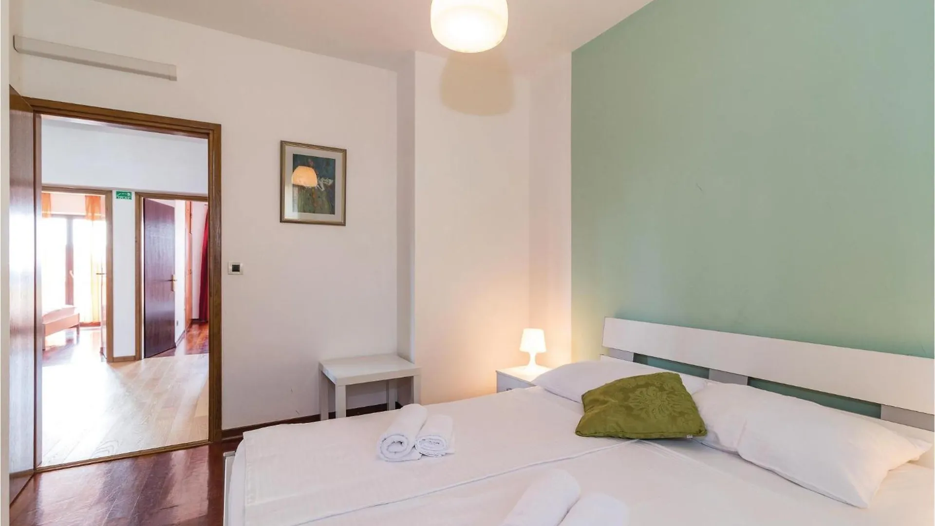 別荘 Lovely Home In Pula With Kitchen クロアチア