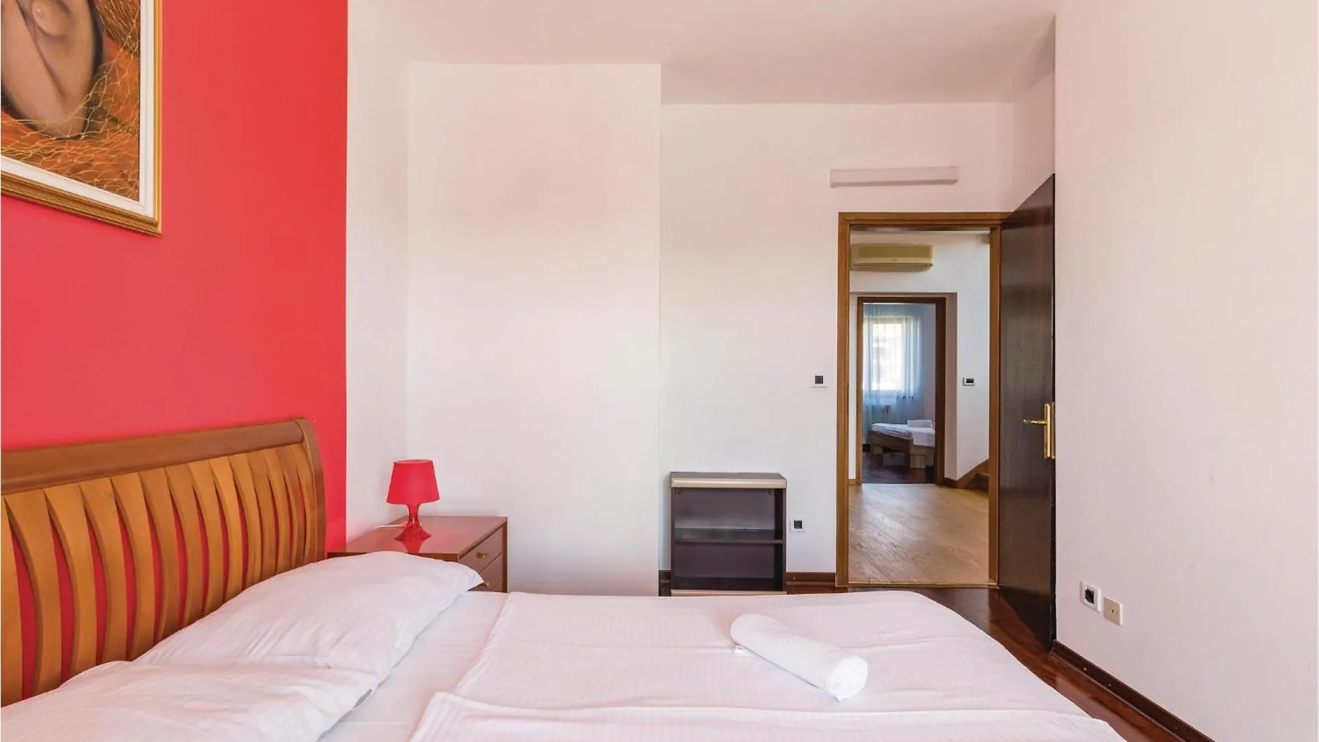 Lovely Home In Pula With Kitchen クロアチア